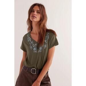 Eddie Bauer Embroidered Keyhole Button Neck Detailing Pure Cotton Blouse